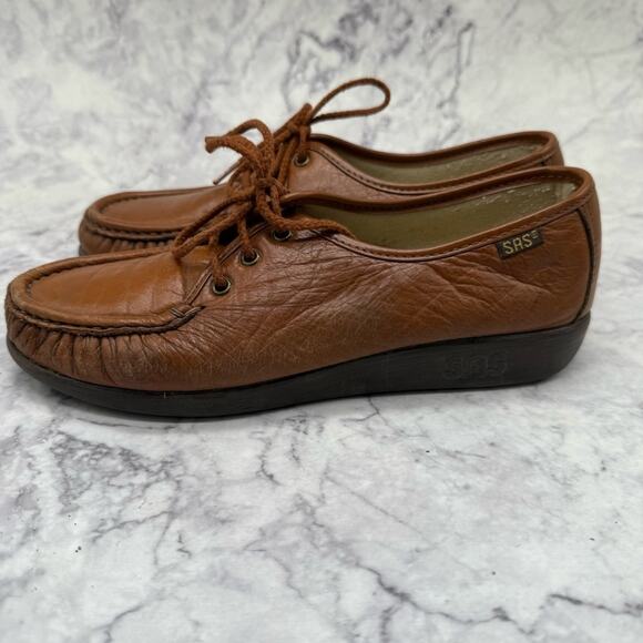 SAS, Granny core Shoes. Leather Uppers. Size 8Narrow. Excellent condition! - Picture 2 of 8